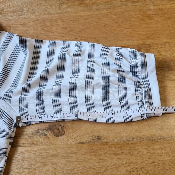 Lane Bryant Striped Button Front Top B/W NWT - Picture 10 of 11